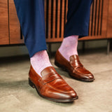 Heathered pink men's dress sock with blush pink flowers