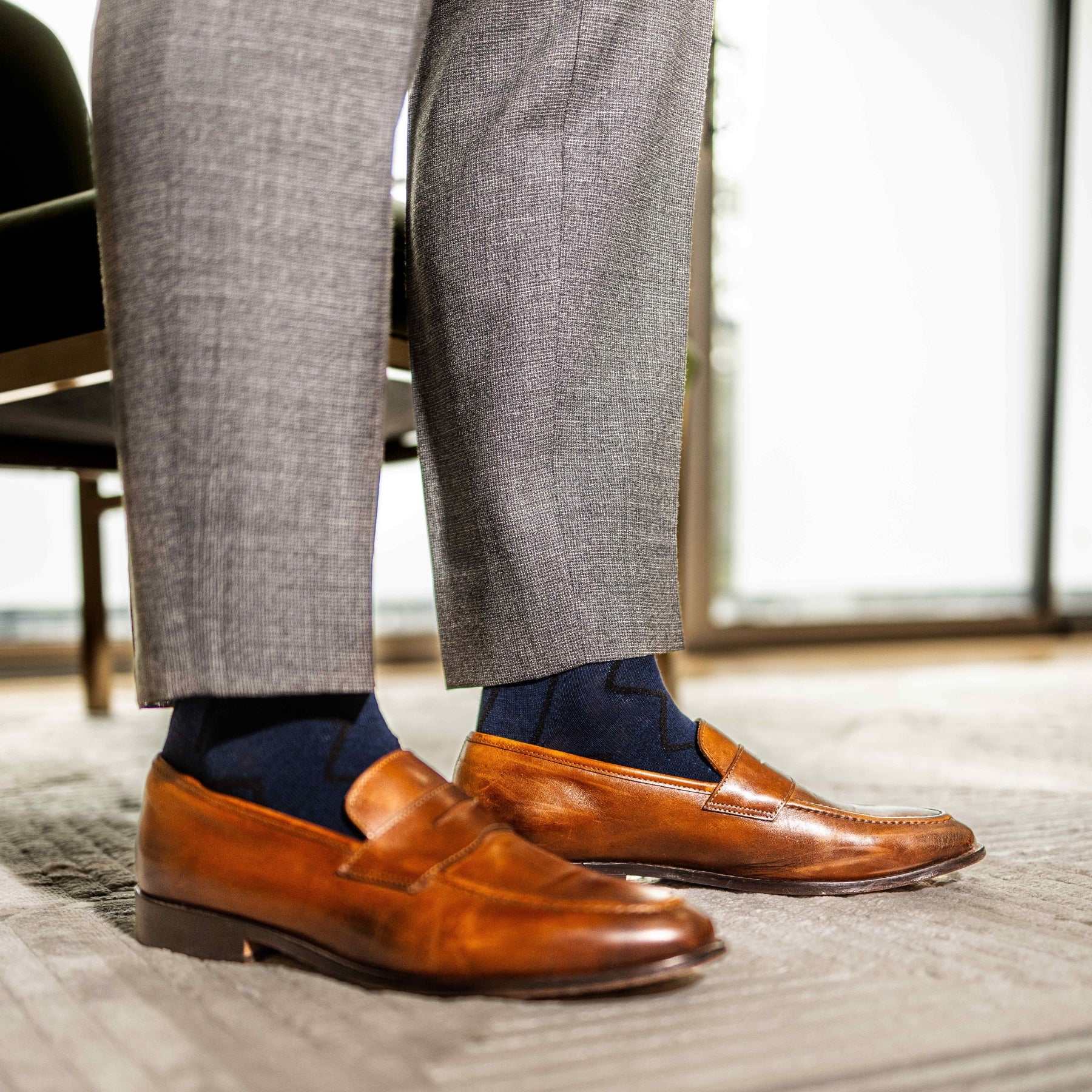 navy blue sock with black zigzag pattern