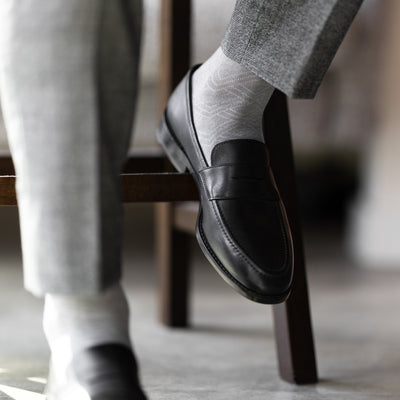 The Pearl Grey Square-Grid - A Pearl Grey Sock with a Light Grey Square-Grid Pattern
