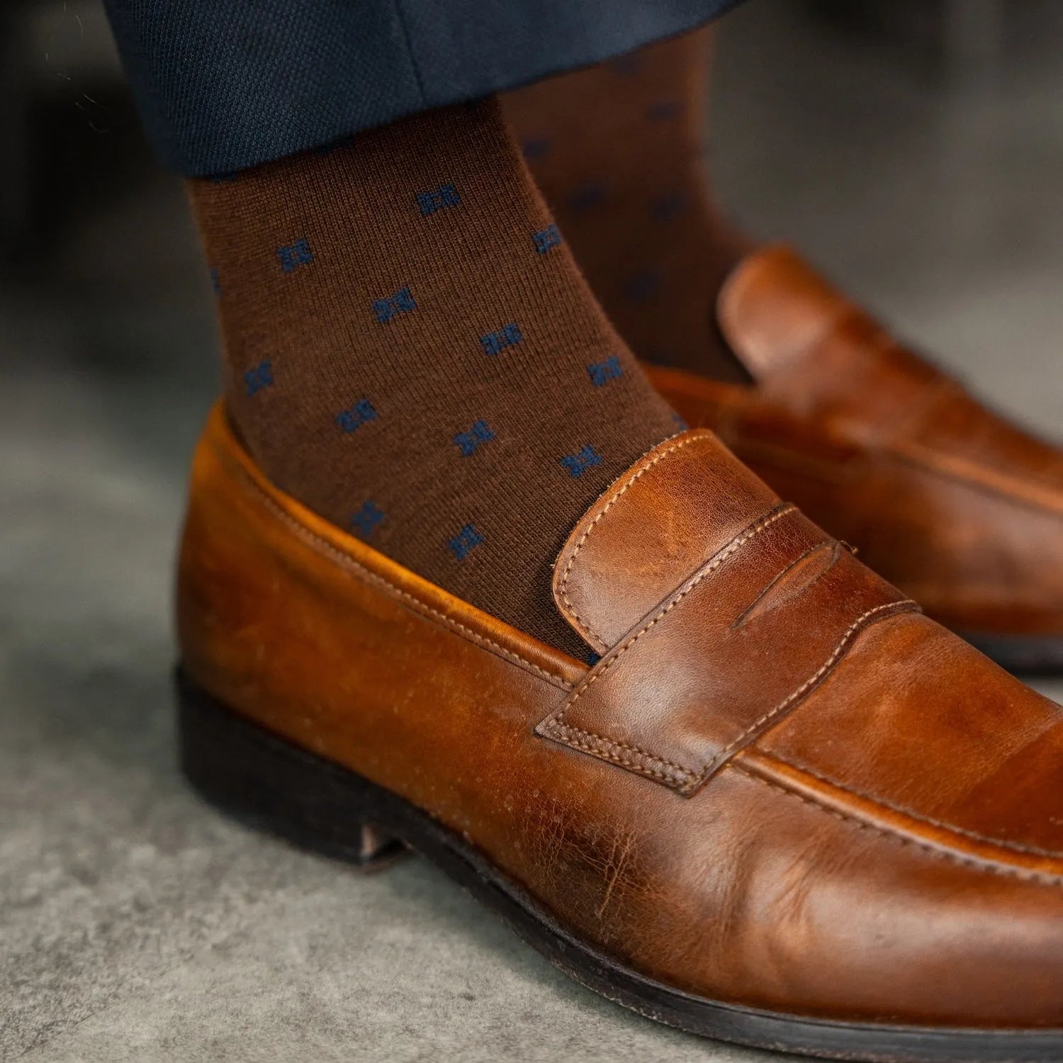 A Chocolate Brown with Navy
Flower Petals men's dress sock