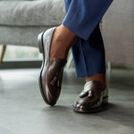 A pecan brown men's solid dress sock