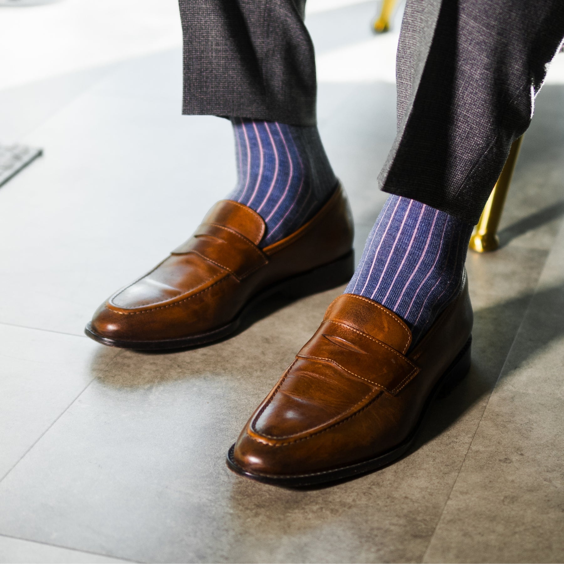 Prussian Blue men's dress socks with a pink ribbed pattern