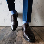 Heathered blue and sky blue micro-chevron men's dress sock