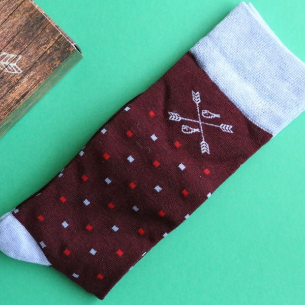 Red patterned mens socks