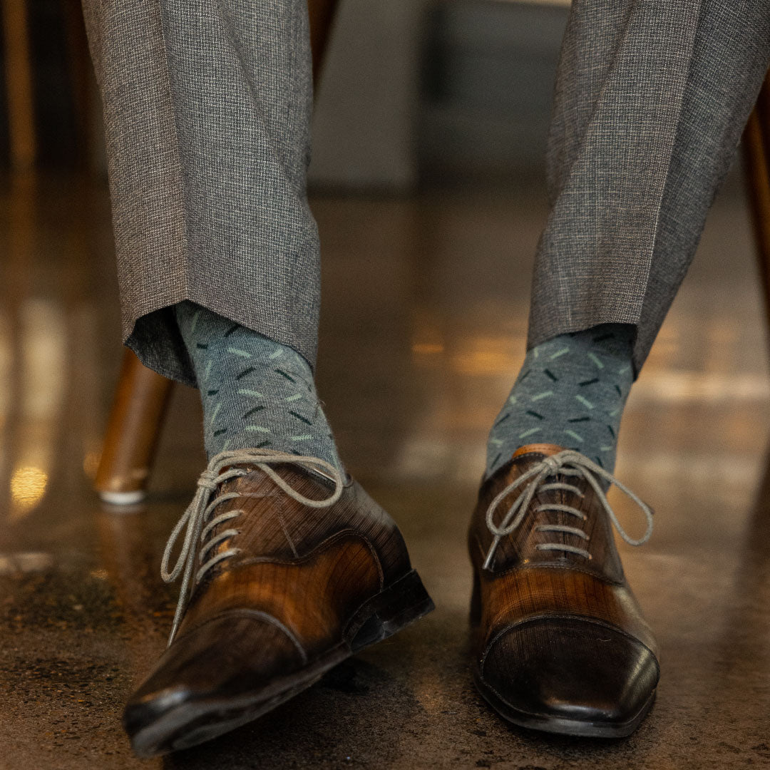 GREEN AND GREY X PATTERNED MENS SOCKS